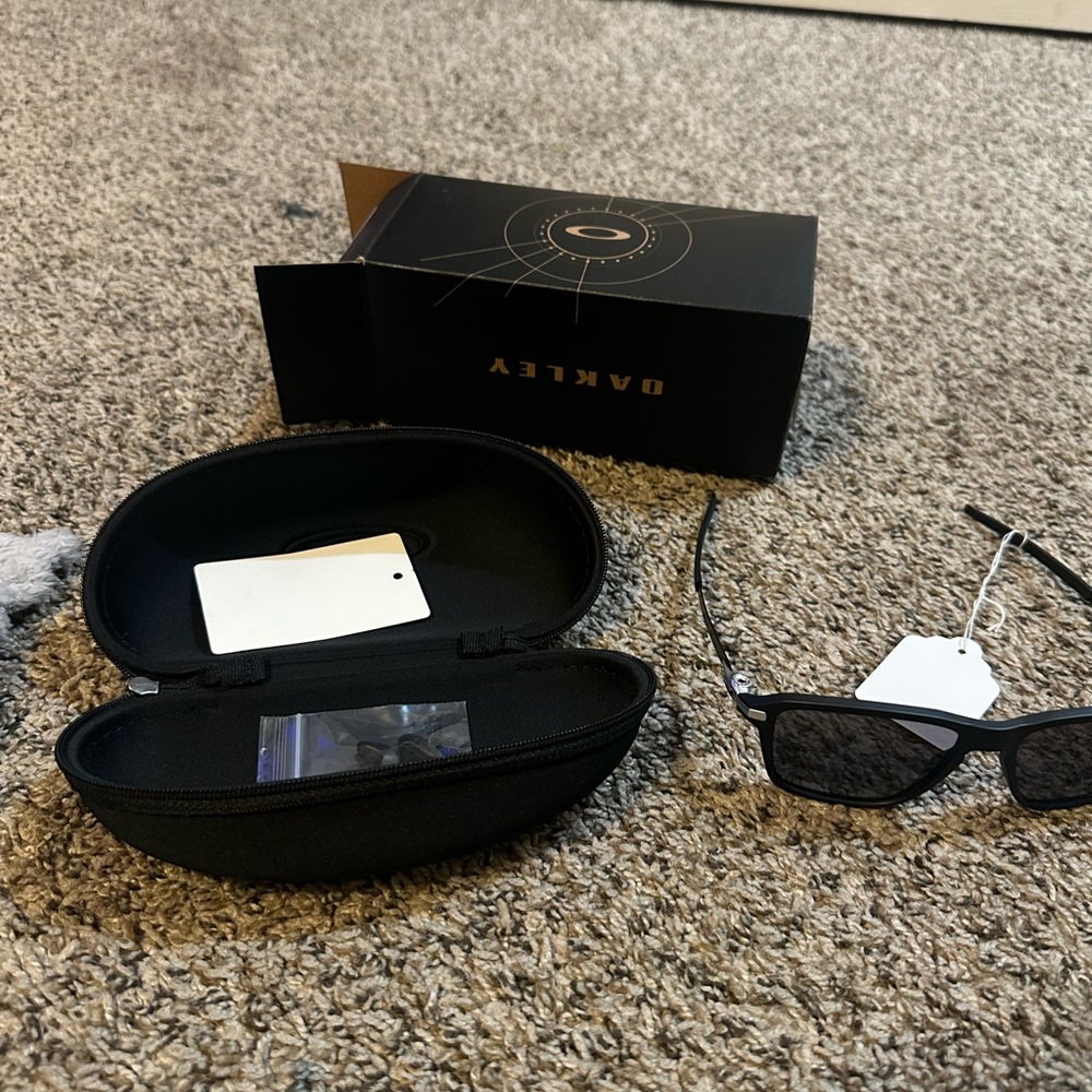 Oakley Matte Black Sunglasses with Case